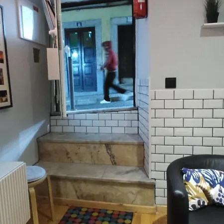 Lisbon Underground Apartment * Lisbon